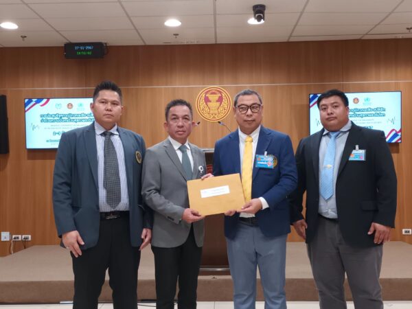 ประธานณัฏฐ์ ยื่นร่าง พรบ.สภาธรรมาภิบาลแห่งชาติ แล้ว”
