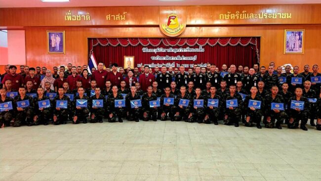 ลพบุรี : ศูนย์การทหารปืนใหญ่ จัดพิธีมอบวุฒิบัตร การฝึกอบรมวิชาชีพ ให้แก่น้องทหารใหม่ ตามนโยบายของกองทัพบก