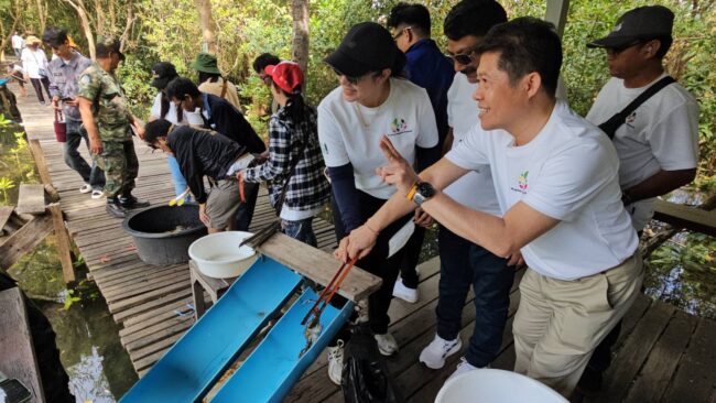 ชลบุรี : บริษัท แพค เดลต้า จำกัด (มหาชน) จัดกิจกรรม CSR สร้างสรรค์สิ่งแวดล้อม