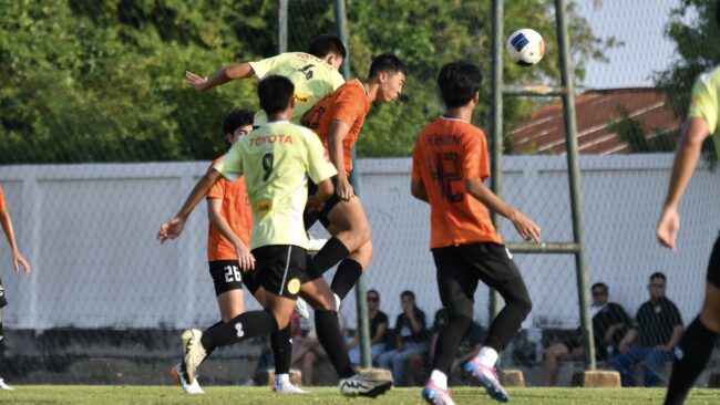 ทีมชาติไทย U17 อุ่นเครื่องทดสอบทีม ชนะ โรงเรียนเทพศิรินทร์ 3-0