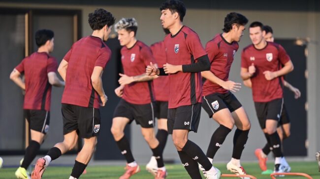 ทีมชาติไทยซ้อมต่อเนื่อง ก่อนบุกฟิลิปปินส์, “กฤษฎา-ทิตาธร” หวังเก็บชัยเกมเยือน สร้างความได้เปรียบ
