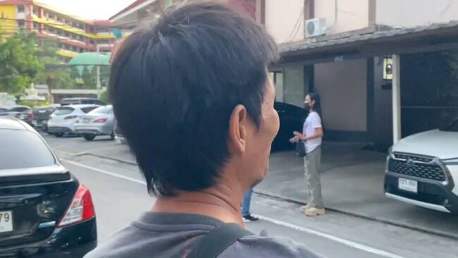 นนทบุรี​ : ครอบครัวโจ๋ 17​ ปี เผยปมเหตุแทงหนุ่มไรเดอร์​ เพราะจับได้มาแอบคบ​กับแฟนสาว​ถึง​ 2 ครั้ง​