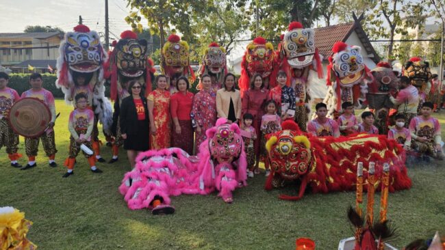 นครสวรรค์ : ผวจ. และ นายก อบจ. ให้การต้อนรับคณะเข้าคารวะในวาระวันขึ้นปีใหม่ของจีน(วันชิวอิก) เทศกาลตรุษจีน 2568