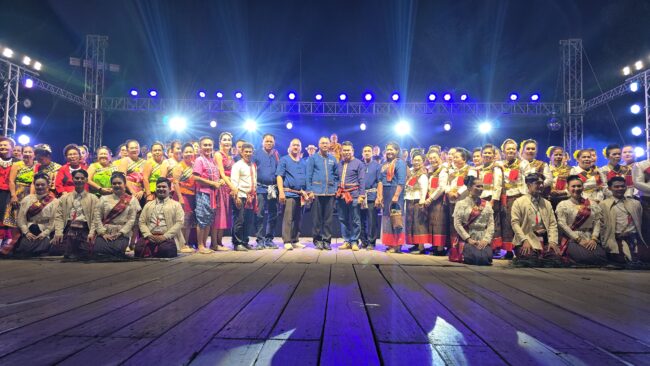 ลพบุรี : สืบสานงานประเพณีกำฟ้า ชาวไทยพวนบ้านถนนใหญ่ ประจำปี 2568