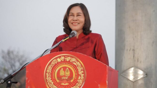 นครสวรรค์ : ผู้ว่า นายก อบจ. ร่วมเปิดขบวนแห่กลางคืน งานตรุษจีนปากน้ำโพ ประจำปี 2568