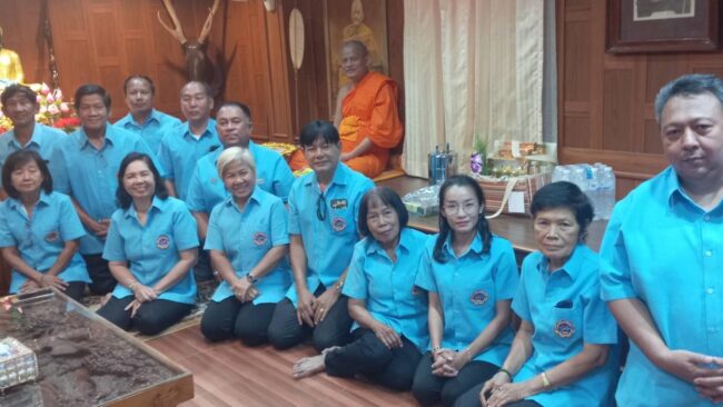 นครสวรรค์ : สมาคมนักหนังสือพิมพ์และสื่อมวลชนฯ ถวายสังฆทานและมอบถุงยังชีพให้ผู้สื่อข่าวที่ป่วยติดเตียง