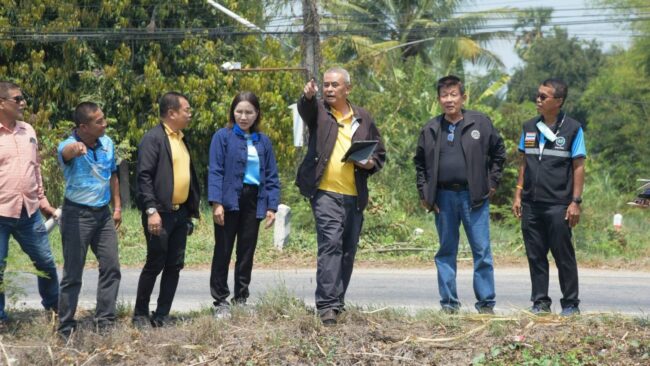 นครสวรรค์ : นายก อบจ. นำคณะลงพื้นที่ติดตามภารกิจเครื่องจักรกลปรับปรุงพัฒนาแหล่งน้ำ ที่ ต.หัวดง อ.เก้าเลี้ยว และ ต.หนองปลิง