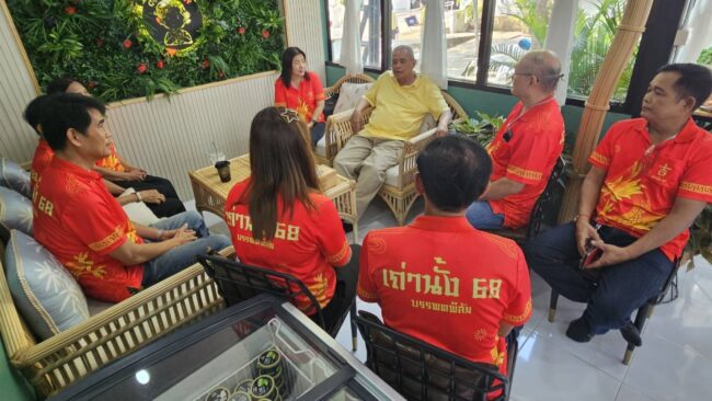 นครสวรรค์ : คณะเถ่านั้งศาลเจ้าพ่อเจ้าแม่บรรพต ยกทีมเข้าพบนายก อบจ. เชิญร่วมงาน เป็นที่ปรึกษา รับคำแนะนำ