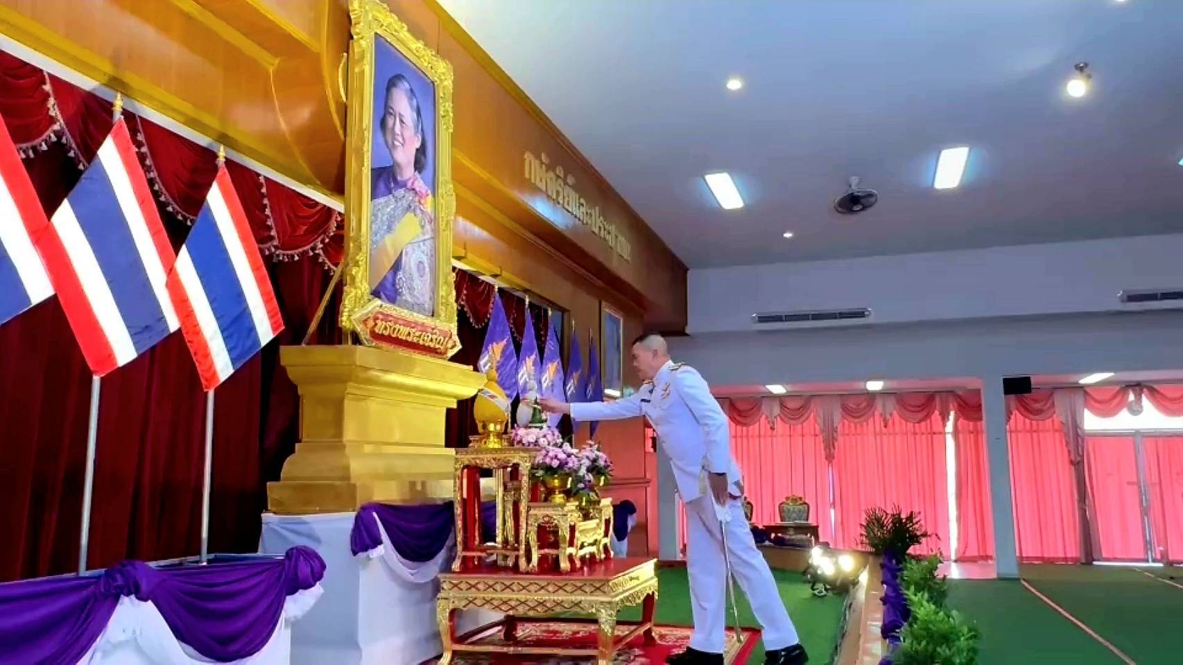 ลพบุรี : ศูนย์การทหารปืนใหญ่ นำกำลังพล ถวายราชสดุดี เนื่องในวันเฉลิมพระชนมพรรษา สมเด็จพระกนิษฐาธิราชเจ้าฯ