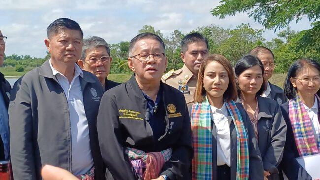 ศรีสะเกษ : รองนายกรัฐมนตรีลงพื้นที่ติดตามสถานการณ์น้ำพร้อมรับฟังปัญหาความเดือดร้อนจากภัยแล้งและน้ำท่วม