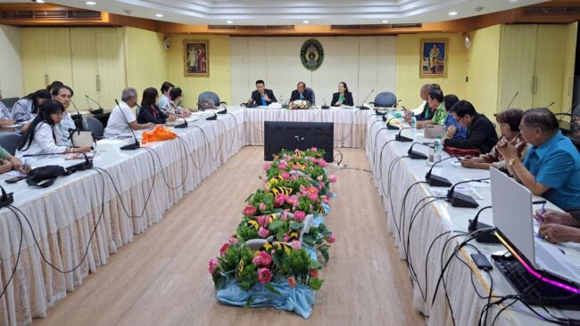 นครสวรรค์ : สมาคมศิษย์เก่า ม.ราชภัฏฯ จัดประชุมประจำเดือนพร้อมศึกษาดูงานโรงพยาบาลหลวงพ่อพัฒน์