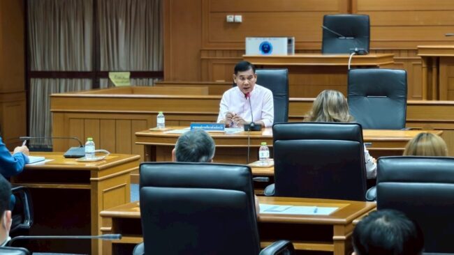 สมุทรปราการ : ประชุมด่วน ผอ.กอง เร่งติดตามงานต่างๆ ย้ำต้องเกิดประโยชน์ และดำเนินการให้เร็วที่สุด
