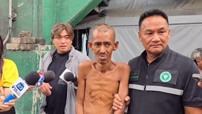 นนทบุรี : “กัน จอมพลัง” จับมือผู้ช่วย รมต. สธ. ลงพื้นที่ช่วยชายเร่ร่อนเปลือยกาย ใกล้ รพ.พระนั่งเกล้า