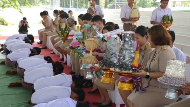 นครสวรรค์ : รร.ลาดยาววิทยาคมจัดพิธีไหว้ครูประจำปี 2568 และมูลนิธิลาดยาววิทยาคม ระดมทุนส่งเสริมการศึกษากว่า 3 แสนบาท