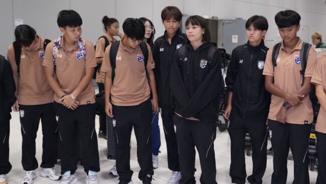 แชมป์กลับบ้าน