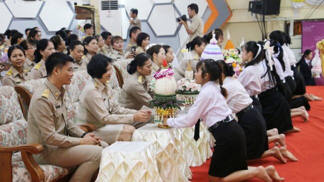 คุรุวันทา อาจริยาปูชนีย์