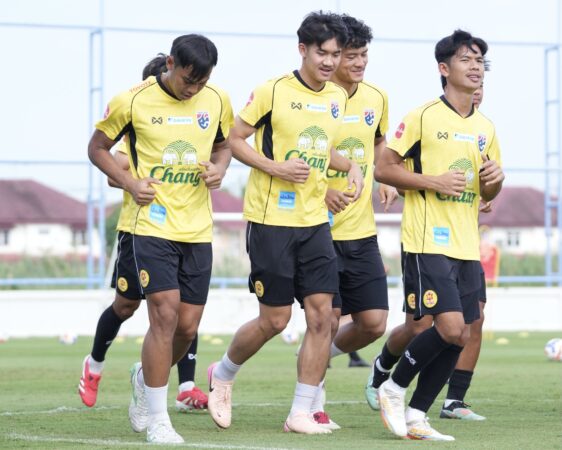 ทีมชาติไทย U23 ซ้อมครั้งสุดท้ายก่อนอุ่นเทโร, ธีร์กวิน-ธนกฤต ตั้งเป้าคว้าแชมป์อาเซียนเพื่อเพิ่มความมั่นใจ