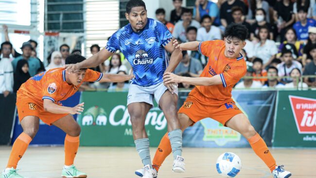 ฉลามไฟฟ์ บุกอัด สิงห์ร่มเกล้า 3-2 รั้งท็อปโฟว์ MEA ฟุตซอลไทยลีก นัดรองสุดท้ายเลกแรก