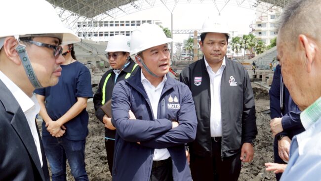 ตรวจเยี่ยมความคืบหน้าก่อสร้าง