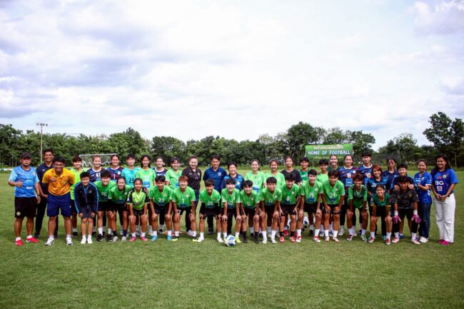 สมาคมฯ เยี่ยมชม พร้อมแชร์ประสบการณ์ร่วมกับ สโมสรฟุตบอลหญิง บีจีซี – บัณฑิตเอเซีย