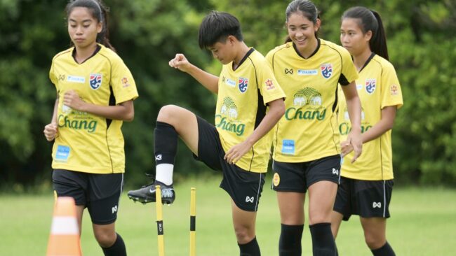 ฟุตบอลหญิงไทย ซ้อมเข้ม ที่ไดนามิคฯ, “แมดดิสัน” เชื่อทุกคนแข่งขันกันสูงเพื่อโอกาสลงสนาม ส่งผลดีกับทีม