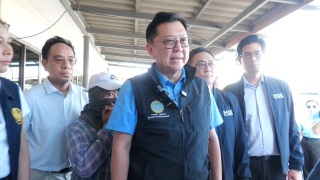 รมว.พาณิชย์ พบปะผู้ประกอบการค้าข้าว