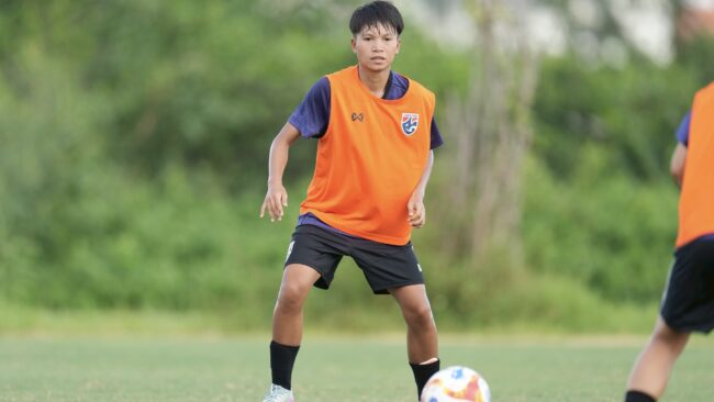 ฟุตบอลหญิงไทย ซ้อมเข้ม เตรียมดวลอินโดฯ, “ปวริศา” ยันทีมไร้ปัญหาปรับตัวสภาพอากาศ-สนาม