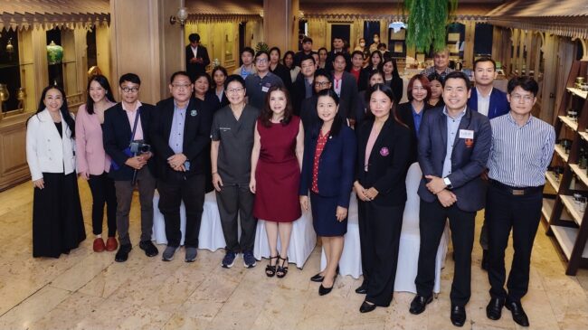 สกสค.กรุงเทพมหานคร จับมือ “แจ่มจันทร์” เสริมทัพสวัสดิการ มอบส่วนลดค่าครองชีพแก่ครูทั่วประเทศ