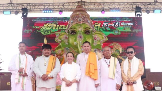 คเณศจตุรถีปีที่ 16