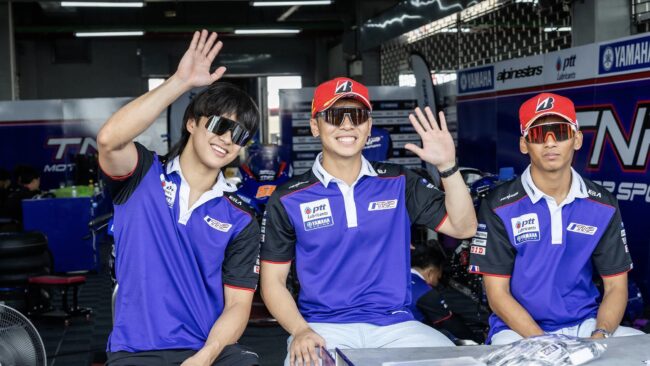 โอม ภวัต” สร้างปรากฏการณ์ Race Day! แฟนคลับคึกคัก แห่กระทบไหล่นักบิดในกิจกรรม Pit Walk