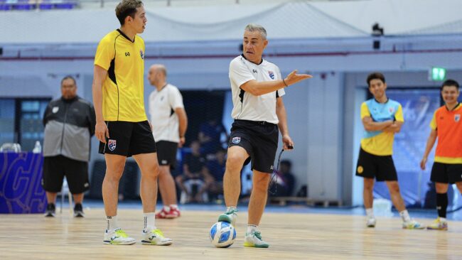 มิเกล โรดริโก้ นำทัพฟุตซอลทีมชาติไทยลงฝึกซ้อมครั้งแรกที่ ยิมเนเซี่ยม สนามกีฬากลางจังหวัดนนทบุรี