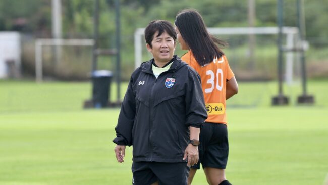 โค้ชหนึ่ง” นำทัพ ฟุตบอลหญิงไทย ประเดิมซ้อม แคมป์เก็บตัวเตรียม อุ่นเครื่อง ฟีฟ่า เดย์, หวังเห็นนักเตะแสดงศักยภาพเต็มที่เพื่อให้ได้ทีมที่ดีที่สุด