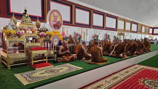 กฐินวัดหลวงปู่ลีกว่า 2 ล้าน