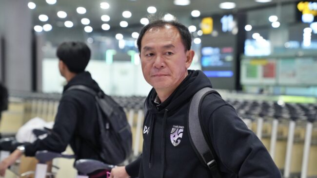 โค้ชวัง นำทีมชาติไทยชุดซีเกมส์ กลับถึงไทย วางแผนยกระดับต่อฟีฟ่า เดย์ เดือน พ.ย.