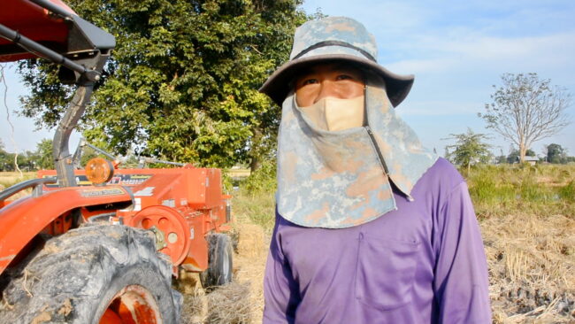 รับจ้างอัดฟางก้อน สร้างรายได้งาม