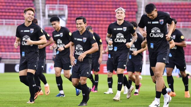 ทีมชาติไทย ซ้อมครั้งสุดท้ายก่อนการแข่งขันฟุตบอลอุ่นเครื่องนัดพิเศษกับ สิงคโปร์