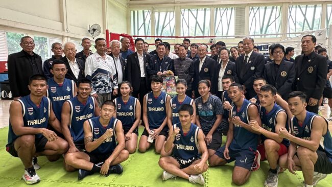 บิ๊กเหวียง” พลเอกเชษฐา นำทีมให้กำลังใจมวยไทย-มวยสากลซีเกมส์