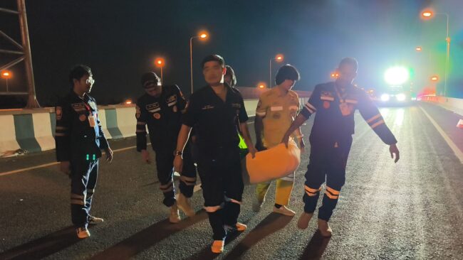 หญิงสูงวัยถูกรถเฉี่ยวชนและเหยียบทับซ้ำ