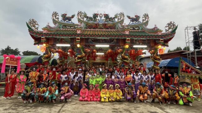 งานเจ้าพ่อเจ้าแม่ครองลาน