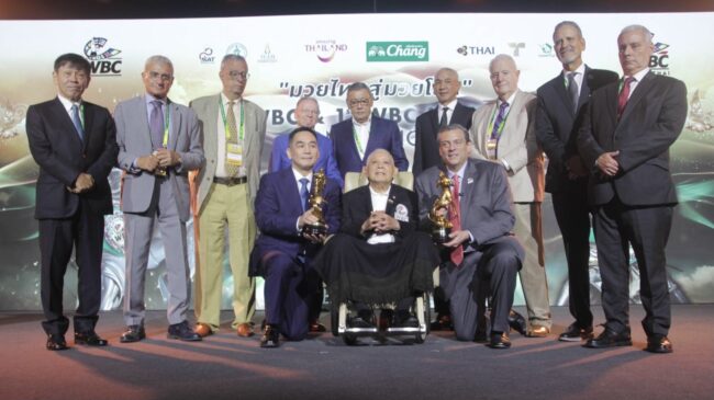 เริ่มแล้ว “ประชุมใหญ่ WBC – WBC MuayThai”  “ธันว์ – ชัชชาติ – ฐาปนีย์” จับมือเปิดงานสุดยิ่งใหญ่