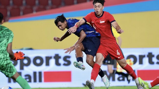 ฟุตบอลชายไทย เอาชนะ สิงคโปร์ 3-0 เก็บชัยสองนัดรวดลิ่วรอบรองฯ ซีเกมส์