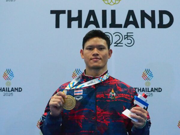 กลับมายิ่งใหญ่