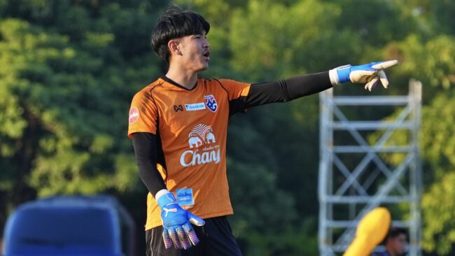 ทีมชาติไทย U23 ซ้อมรับปีใหม่, ชมพัฒน์-พลเอก รับระดับเอเชีย ต้องเตรียมตัวละเอียดกว่าเดิม