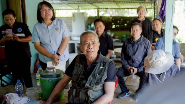 ดูแลผู้สูงอายุ