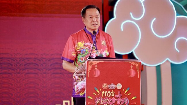 นายกหนูเปิดตรุษจีนปากน้ำโพ