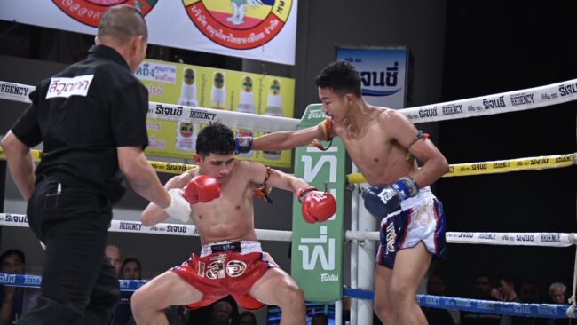 หมัดคมจัดชัดเต็มคาง