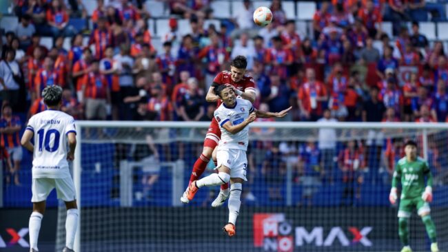 แข้งเทพ 10 คน ยันเสมอ การท่าเรือ เอฟซี 1-1