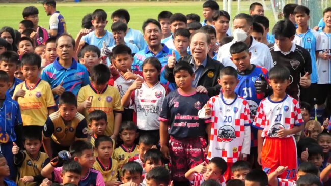 ครุศาสตร์ คัพ 16 เปิดสนาม