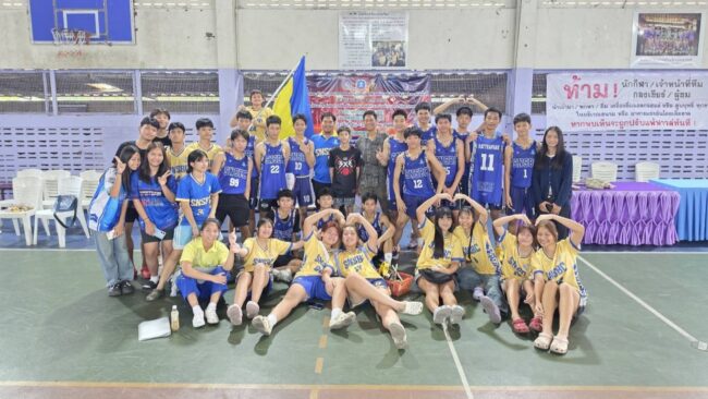 เด็กสตรีมาแรง