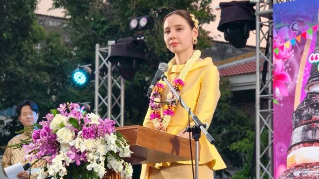 รมว.วัฒนธรรม เปิดงานสงกรานต์เมืองพระบาง